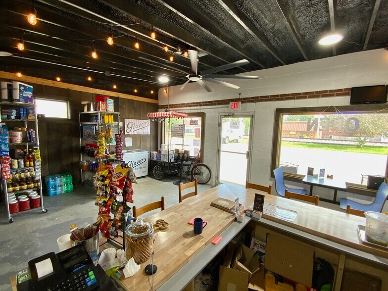 More Photos Of 105 Colonial st, Kempton General Retail For Sale