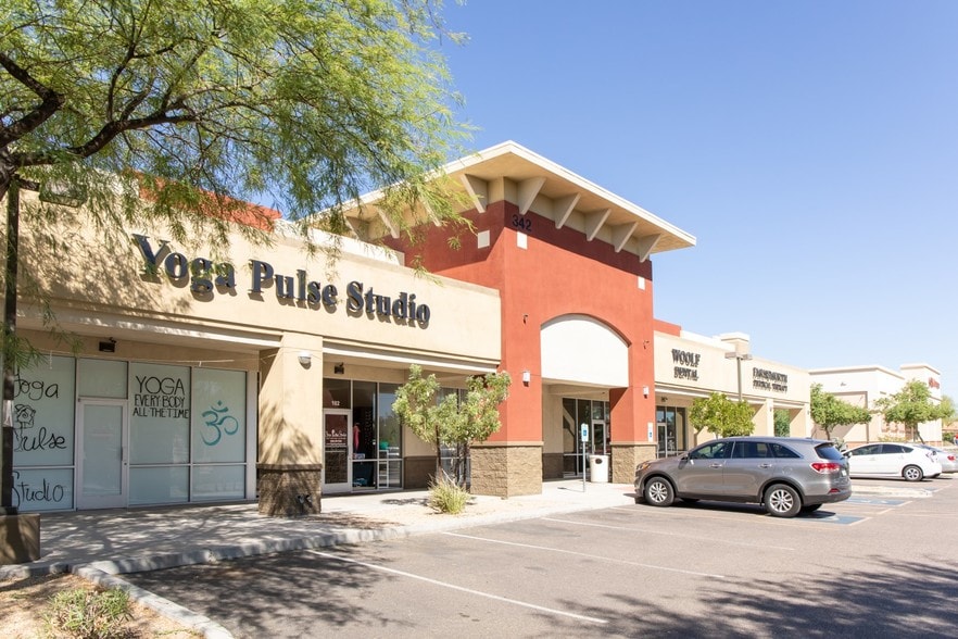 More Photos Of 342 N Val Vista Dr, Mesa Storefront Retail Office For Lease