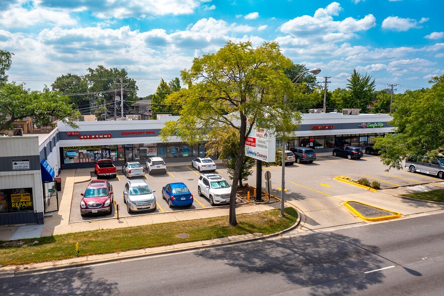 More Photos Of 6301-6405 North Ave, Oak Park Unknown For Lease