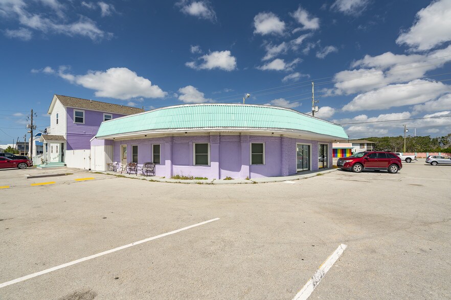 More Photos Of 100 E Fort Macon Rd, Atlantic Beach Restaurant For Sale