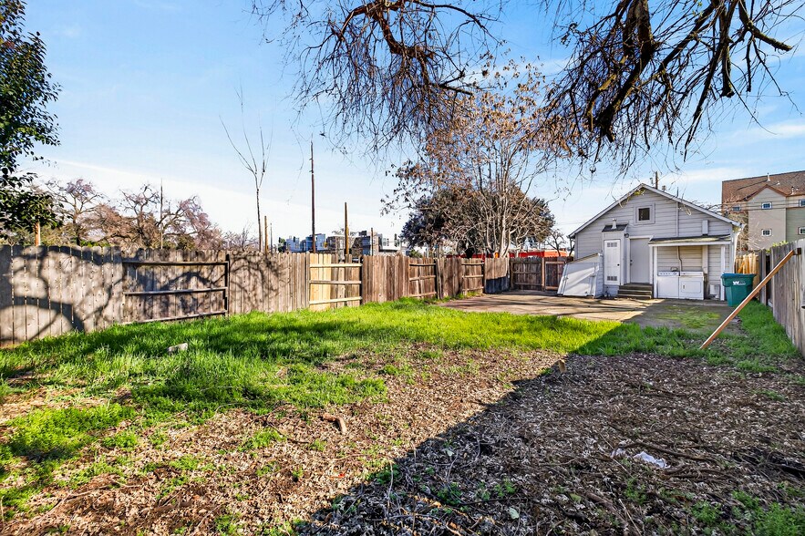 More Photos Of 1128 W 5th St, Chico Multifamily For Sale