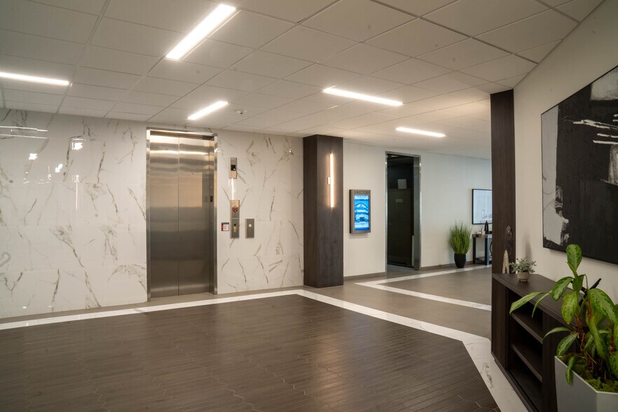 More Photos Of 12000 Westheimer Rd, Houston Office For Lease