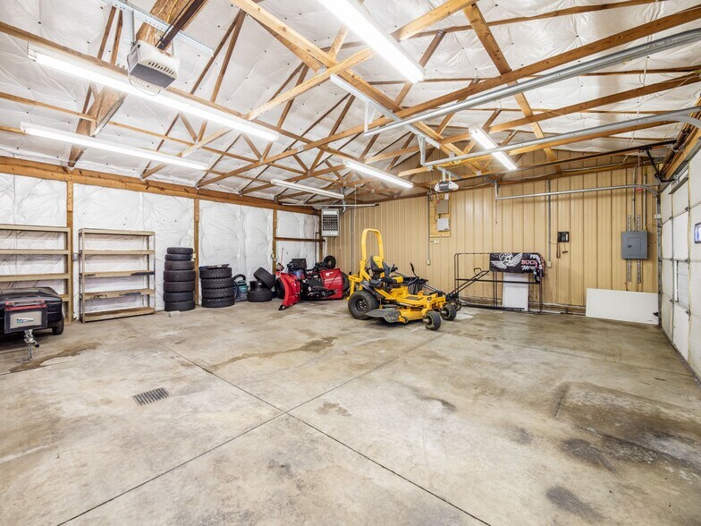 More Photos Of 31 S Ludlow Rd, Urbana Auto Repair For Sale