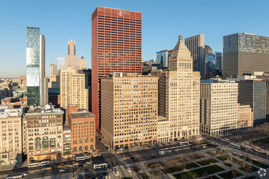 More Photos Of 332 S Michigan Ave, Chicago Office For Sale