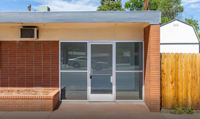 More Photos Of 4195 S Broadway, Englewood Storefront For Lease