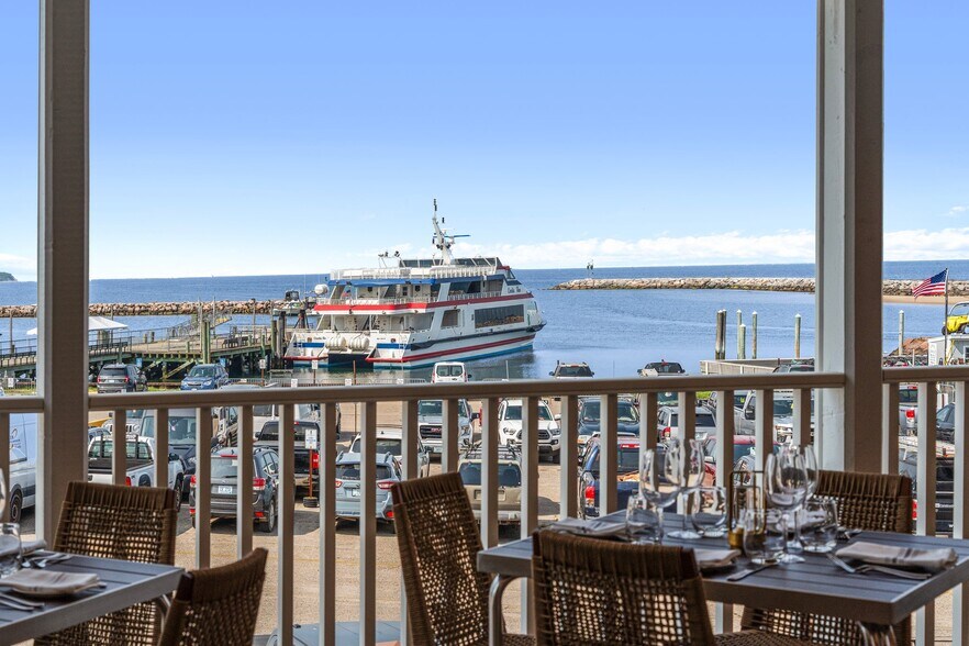 More Photos Of 212 Water St, Block Island Storefront For Sale