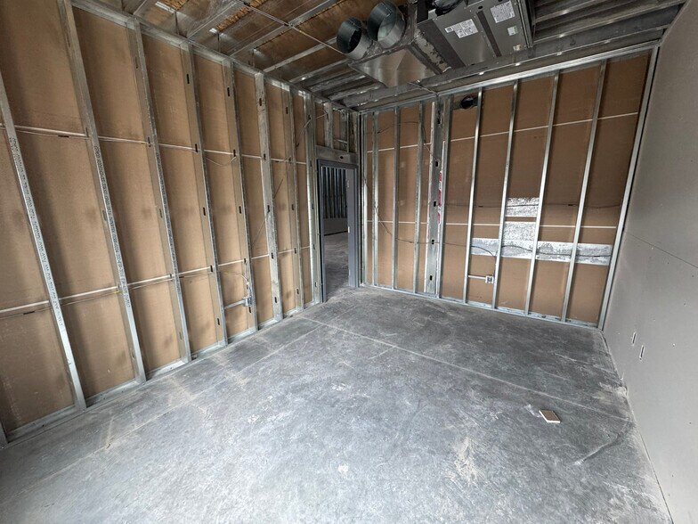 More Photos Of 87 American Way, Payson Industrial For Lease