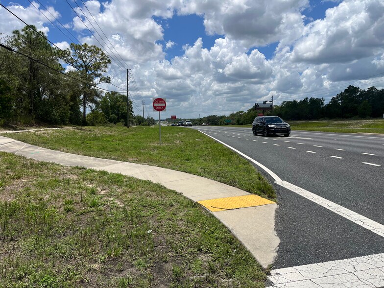 More Photos Of 8176 Commercial Way, Brooksville Land For Sale