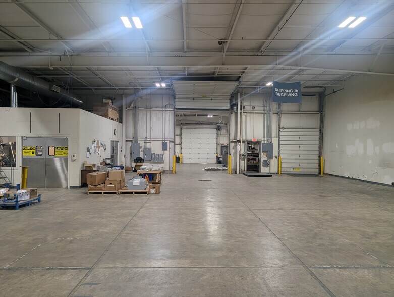 More Photos Of 4498-4518 128th Ave, Holland Manufacturing For Sale