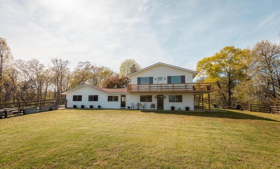 More Photos Of 3166 Highway B, Berger Winery Vineyard For Sale