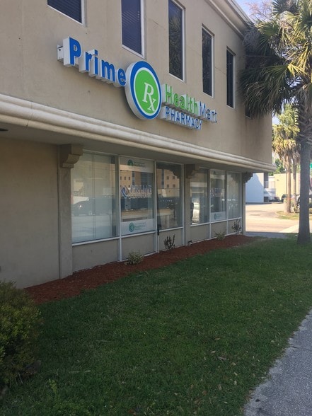 More Photos Of 3604 University Blvd S, Jacksonville Medical For Lease