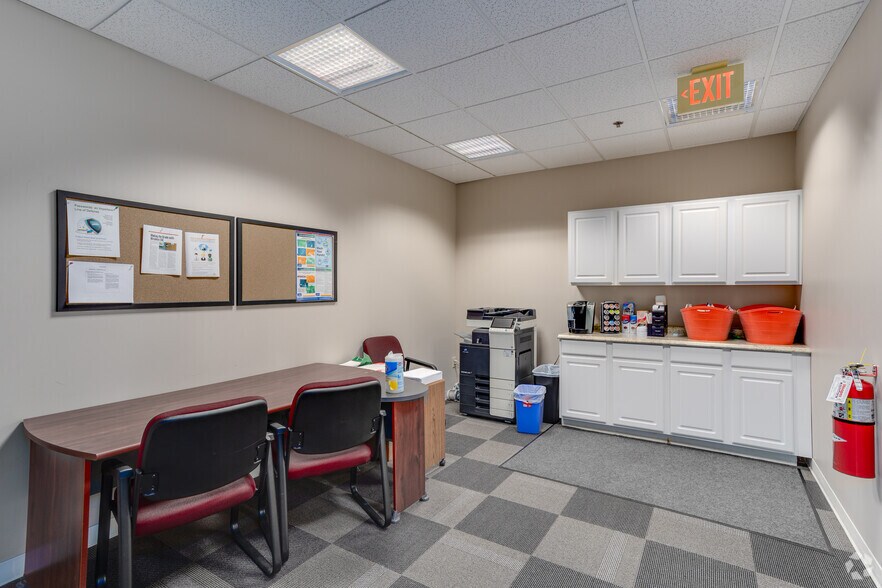 More Photos Of 4801-4839 Limestone Rd, Wilmington Unknown For Sale