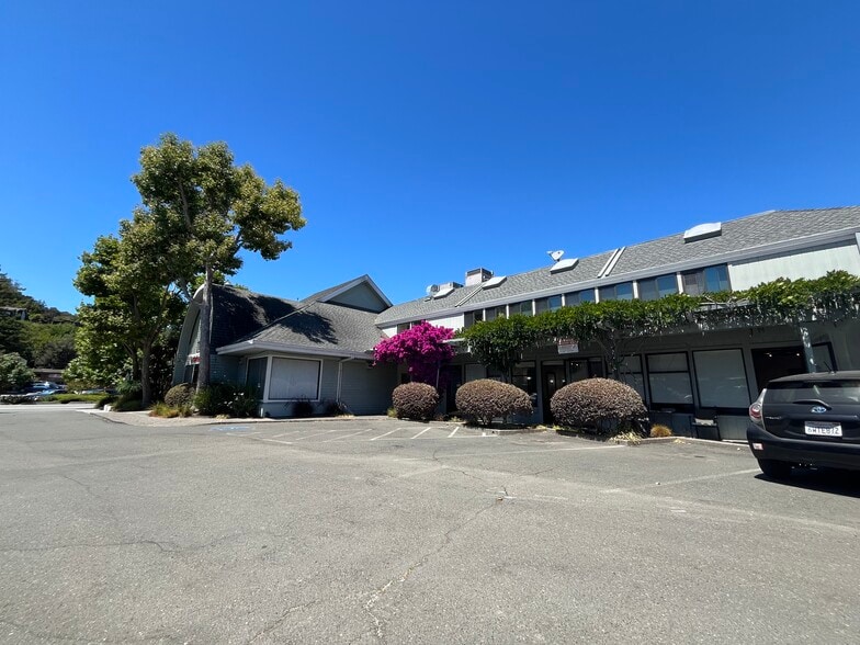 More Photos Of 447 Miller Ave, Mill Valley Office For Lease