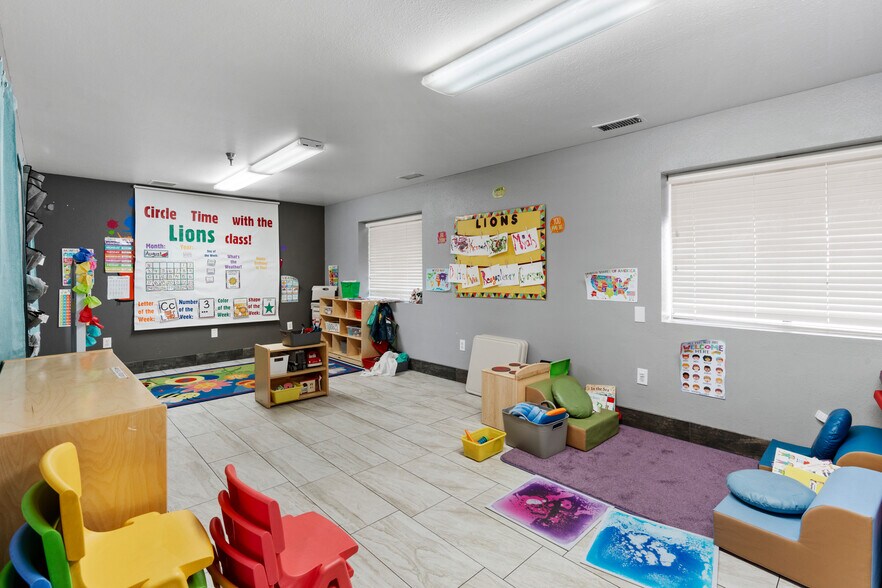 More Photos Of 7175 E 2nd St, Prescott Valley Warehouse For Sale