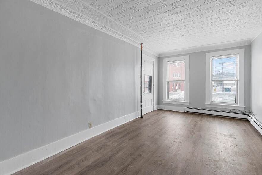 More Photos Of 4 Elm St, Lancaster Apartments For Sale