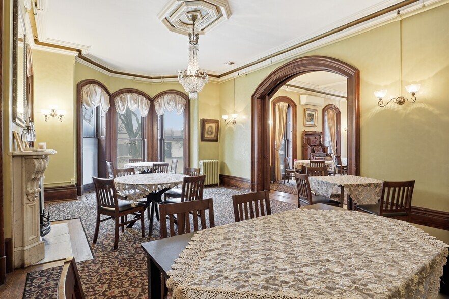 More Photos Of 1 E Church St, Fairport Restaurant For Sale