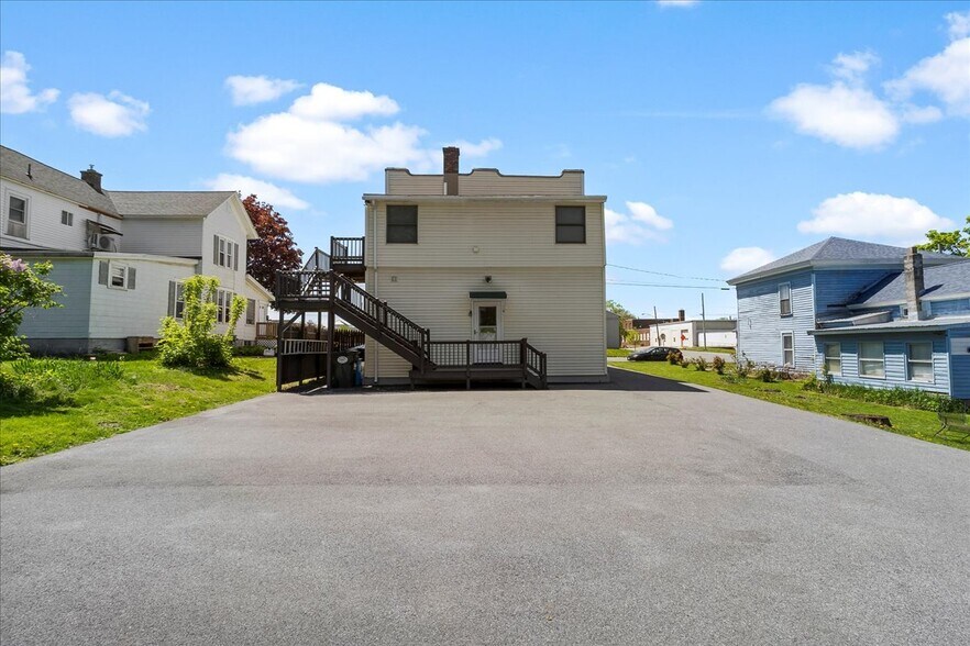 More Photos Of 39 Hudson St, South Glens Falls Storefront Retail Residential For Sale