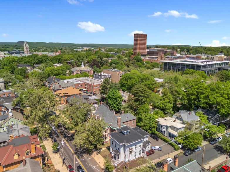More Photos Of 51 Trumbull St, New Haven Office For Sale