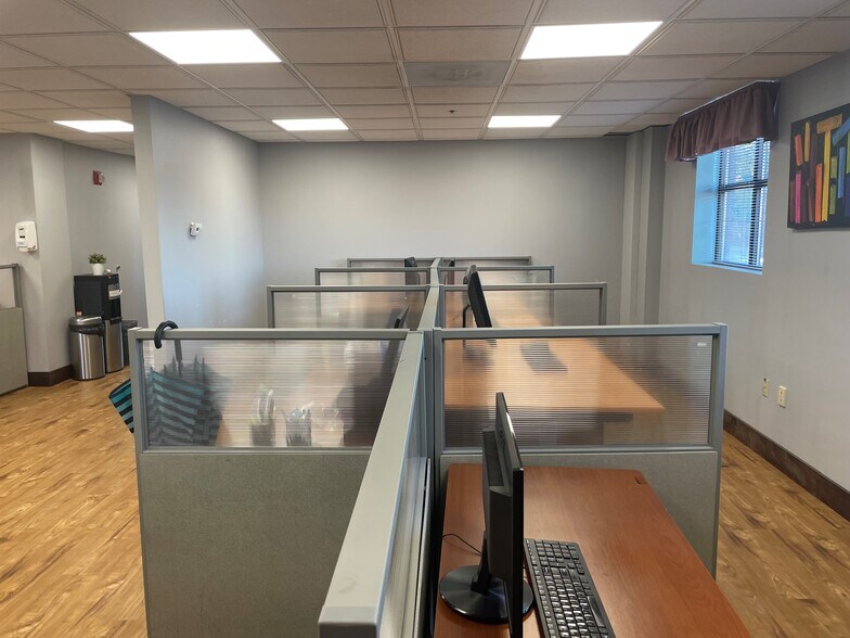 More Photos Of 19-23 Broadway, Arlington Office Residential For Lease