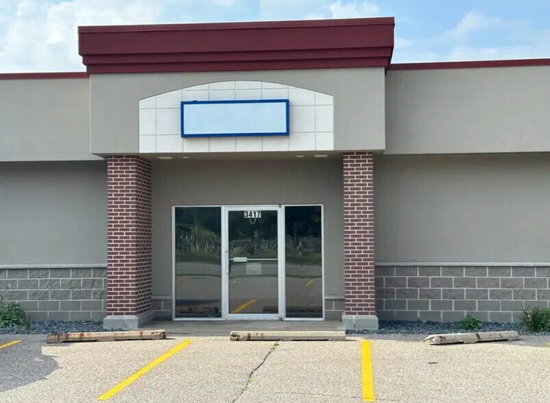 More Photos Of 3417 Main St, Stevens Point General Retail For Lease