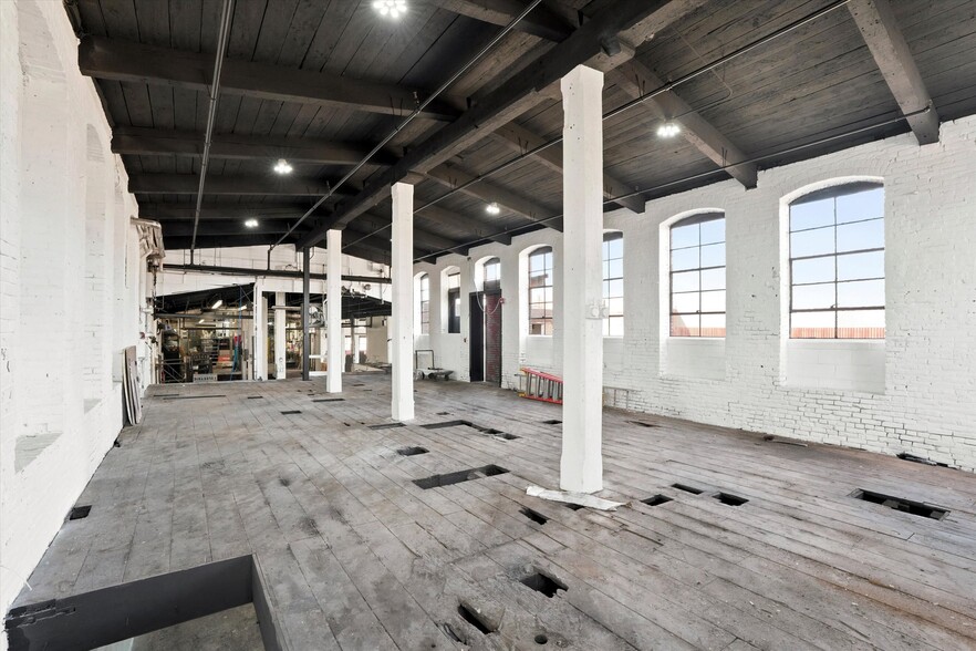More Photos Of 4821 Garden St, Philadelphia Industrial For Sale