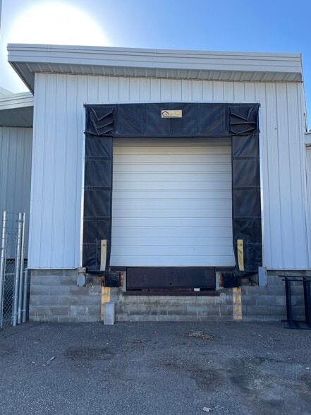 More Photos Of 3138 Snelling Ave, Minneapolis Industrial For Sale