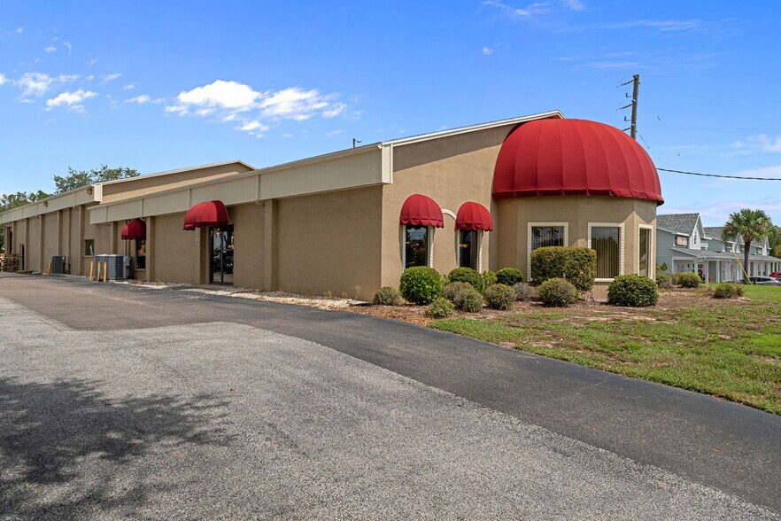 More Photos Of 5149 Mariner Blvd, Spring Hill Flex For Sale