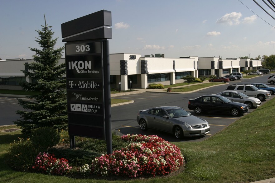 More Photos Of 301 Cayuga Rd, Cheektowaga Unknown For Lease