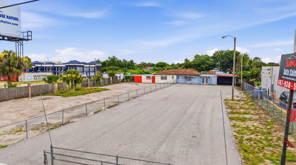 More Photos Of 8710 E Colonial Dr, Orlando Auto Dealership For Lease