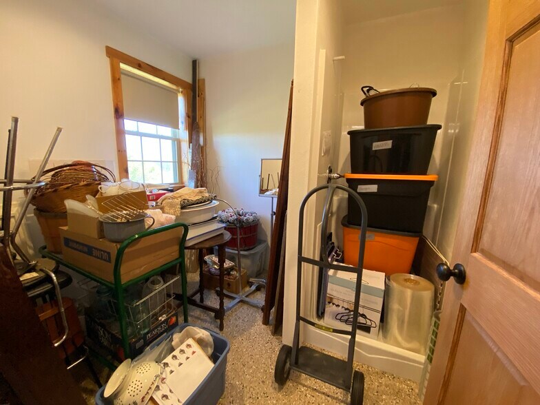 More Photos Of W2003 State Road 21, Berlin Daycare Center For Sale
