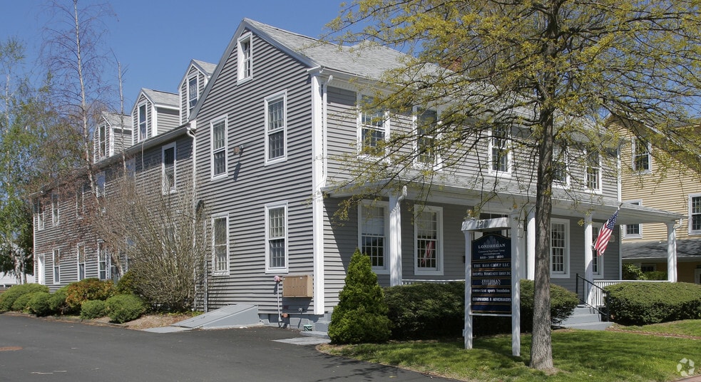 More Photos Of 129 Main St, Old Saybrook Apartments For Lease