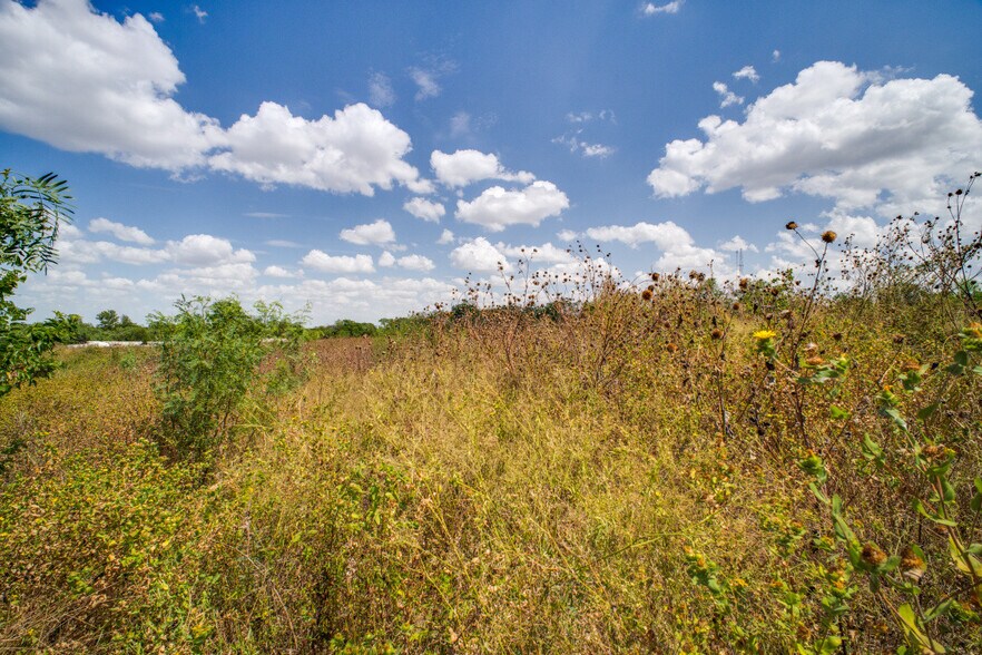 More Photos Of 226 Beethoven St, San Antonio Land For Sale