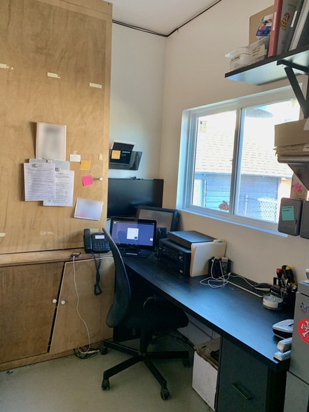 More Photos Of 1837 E 7th St, Long Beach Restaurant For Lease