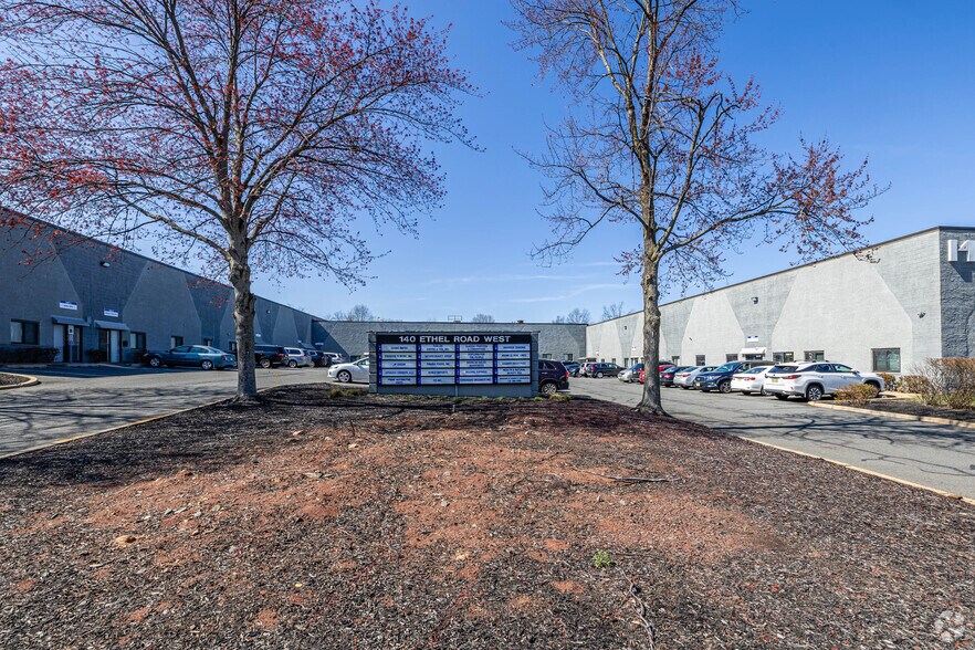 More Photos Of 140 Ethel Rd W, Piscataway Warehouse For Lease