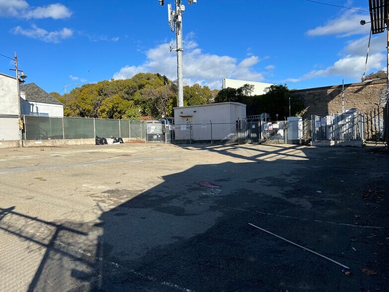 More Photos Of 1435 San Bruno Ave, San Francisco Manufacturing For Sale