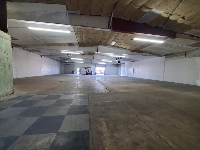 More Photos Of 370-390 S I St, San Bernardino Warehouse For Lease