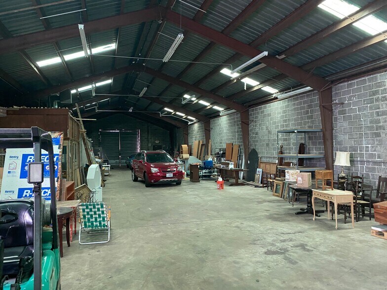 More Photos Of 5725 Manchester Ave, Saint Louis Industrial For Sale