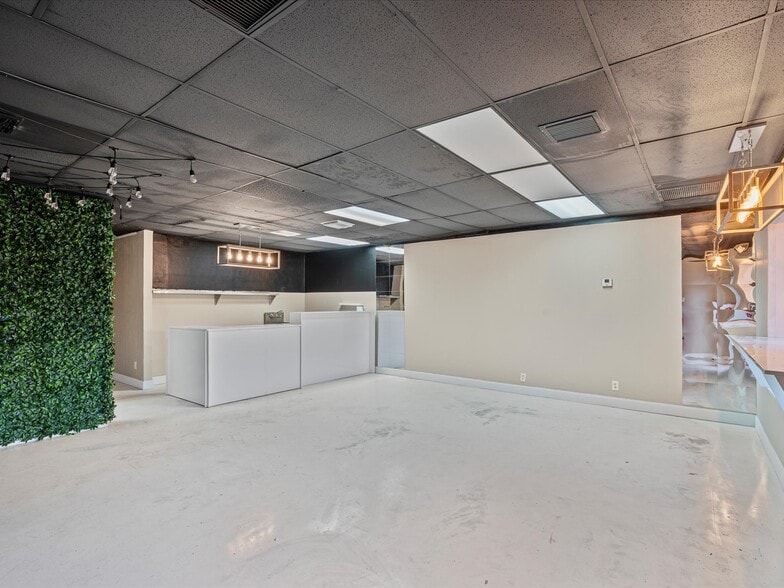 More Photos Of 1410-1420 S Federal Hwy, Dania Beach Unknown For Lease