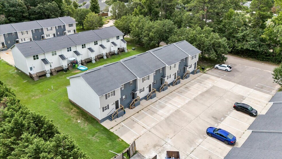 More Photos Of 383 E Williams St, Angier Multifamily For Sale