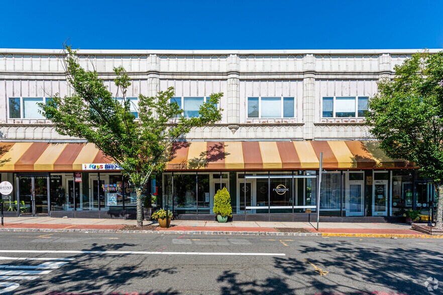 More Photos Of 28 S Fullerton Ave, Montclair Storefront For Lease