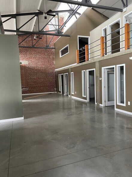 More Photos Of 1001-1021 E Venango St, Philadelphia Unknown For Lease