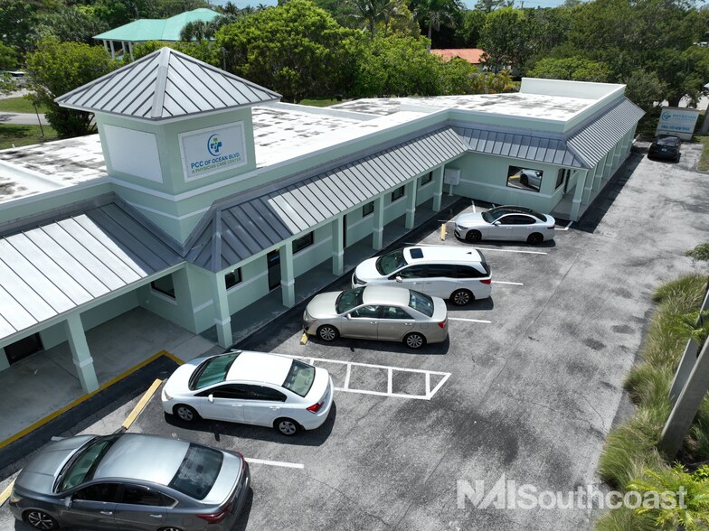 More Photos Of 1980-20030 SE Ocean Blvd, Stuart Medical For Lease