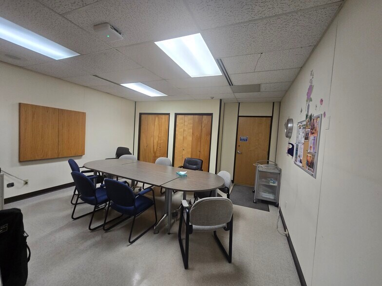 More Photos Of 5201 44 St, Bonnyville Industrial For Sale