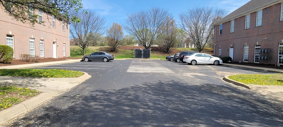 More Photos Of 3220 Office Pointe Pl, Louisville Office For Sale