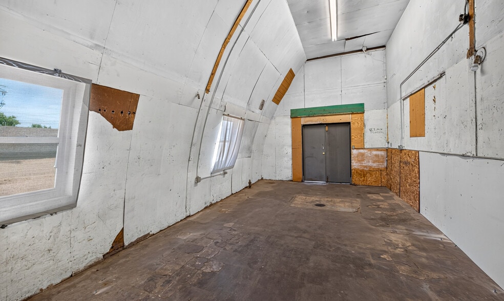 More Photos Of 2207-2209 9th St, Greeley Flex For Lease