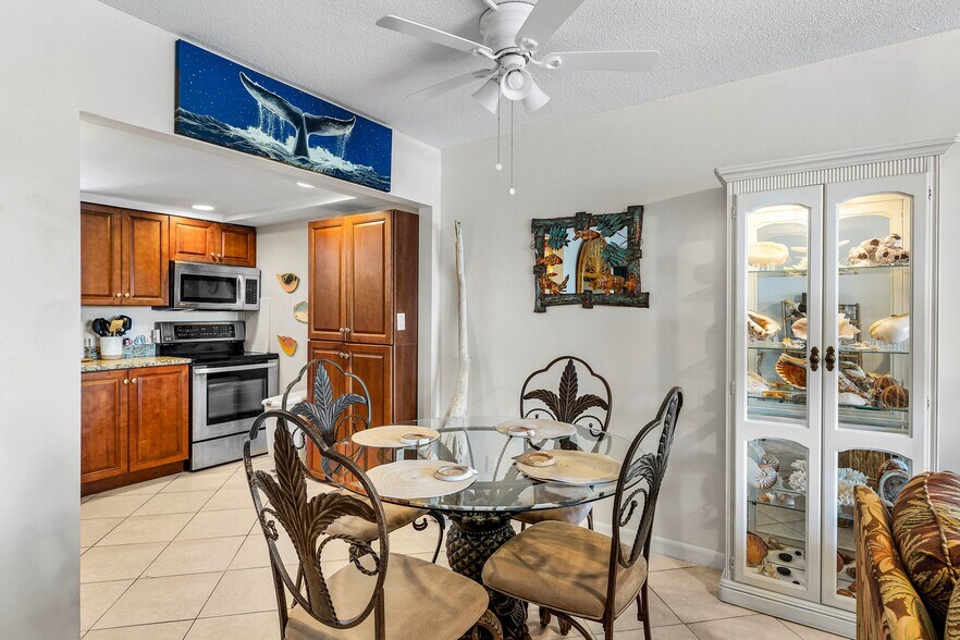 More Photos Of 628 Southwind Cir, North Palm Beach Apartments For Sale