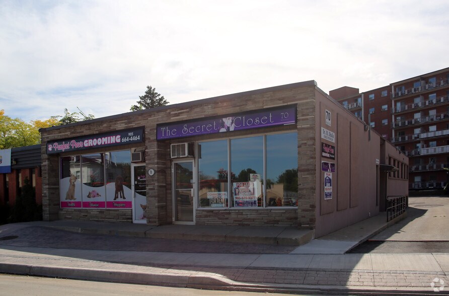 More Photos Of 70 King St E, Hamilton Storefront For Lease