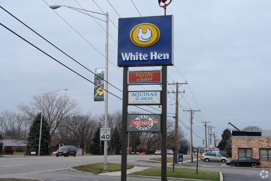 More Photos Of 8100 W 111th St, Palos Hills Unknown For Lease