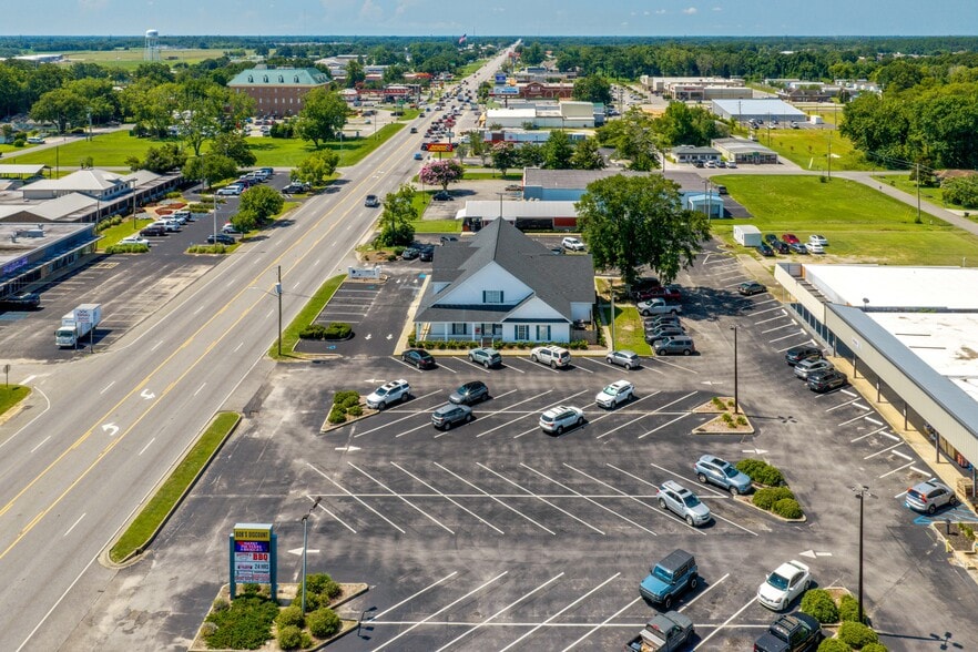 More Photos Of 22193 Highway 59 S, Robertsdale Office For Lease