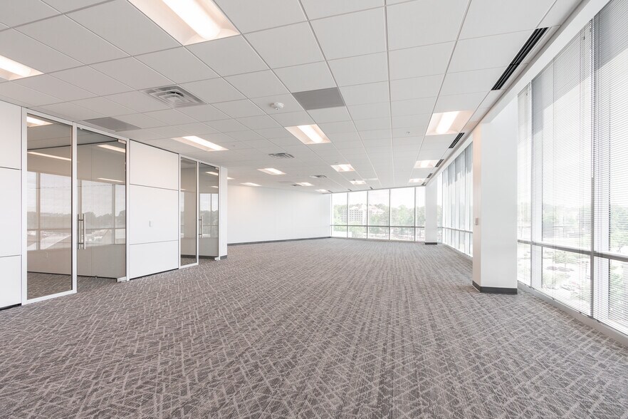 More Photos Of 4509 Creedmoor Rd, Raleigh Office For Lease